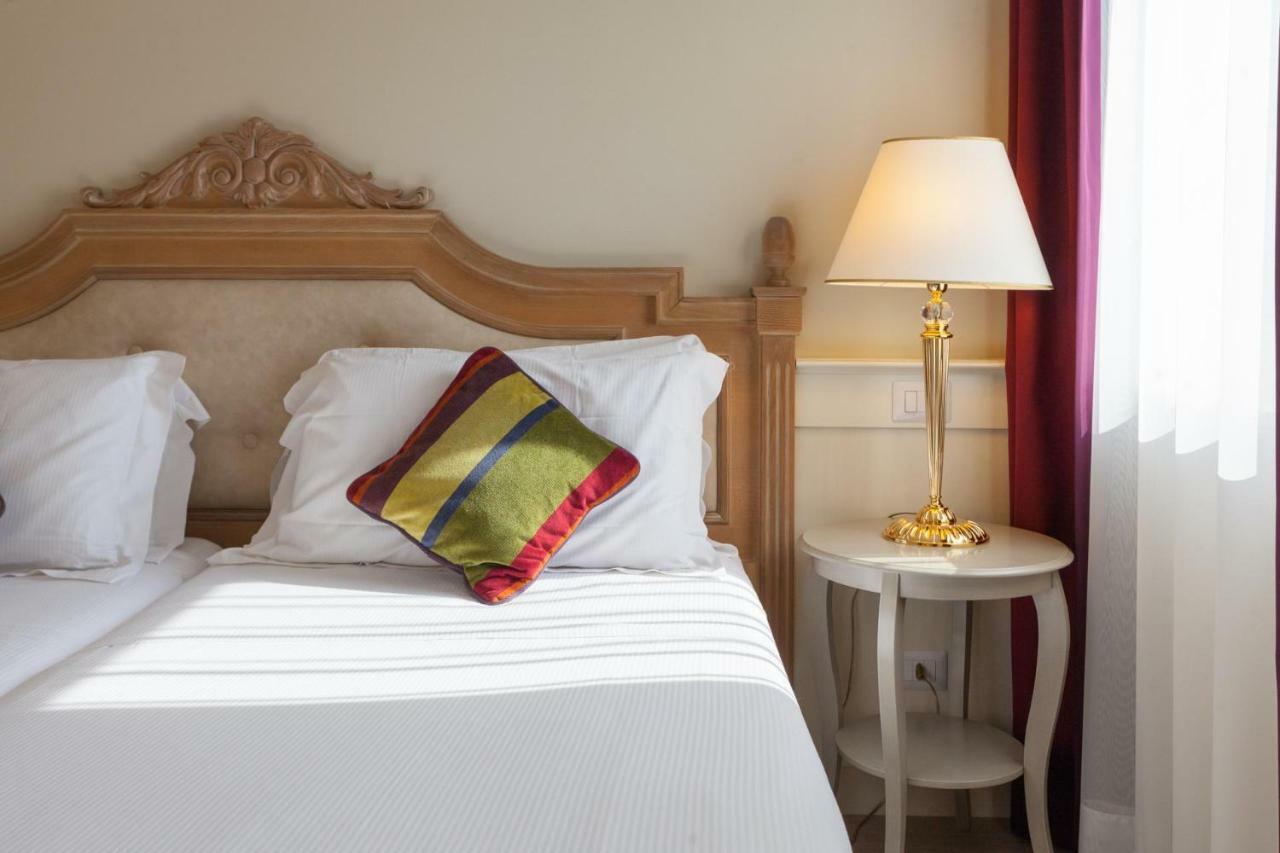 Hotel Leon D'Oro Rovereto  Dış mekan fotoğraf