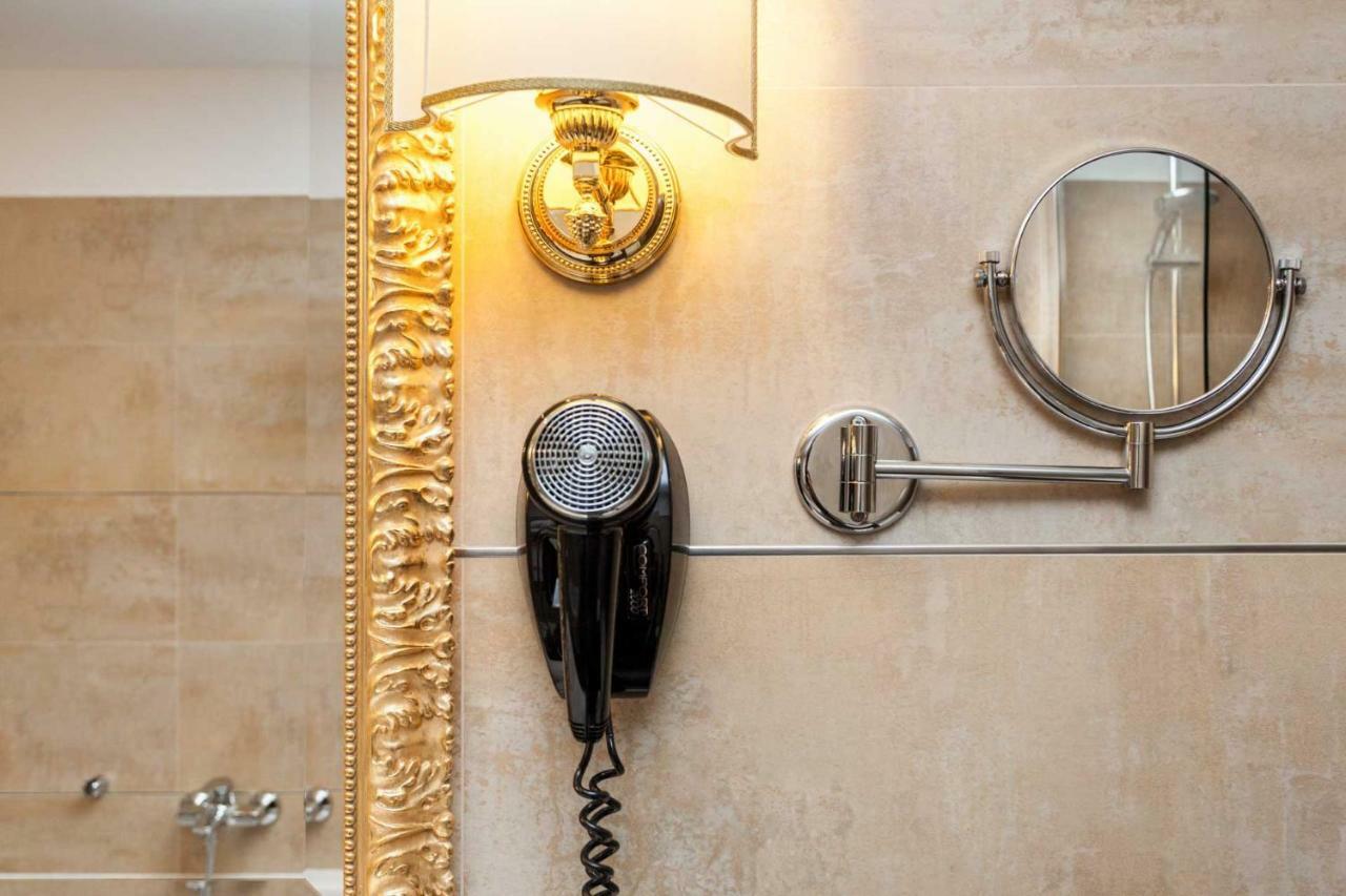 Hotel Leon D'Oro Rovereto  Dış mekan fotoğraf