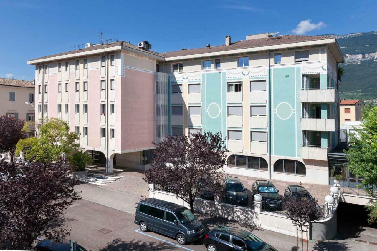 Hotel Leon D'Oro Rovereto  Dış mekan fotoğraf